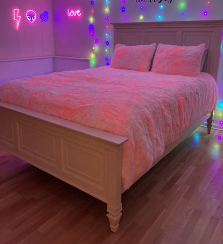 Customer photo review of Pluffy™ Tie-Dyed Bed Set