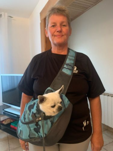 Customer photo review of Sac de transport à bandoulière pour petit chien et chat