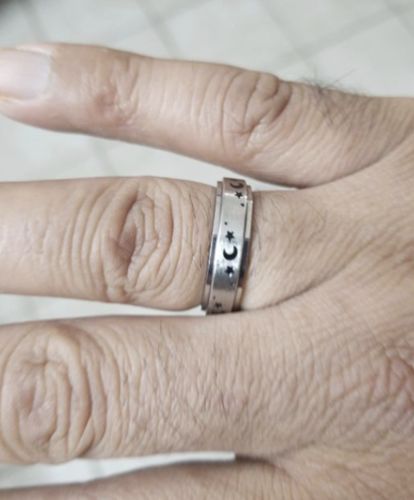Customer photo review of Vespani Night Sky Anxiety Ring