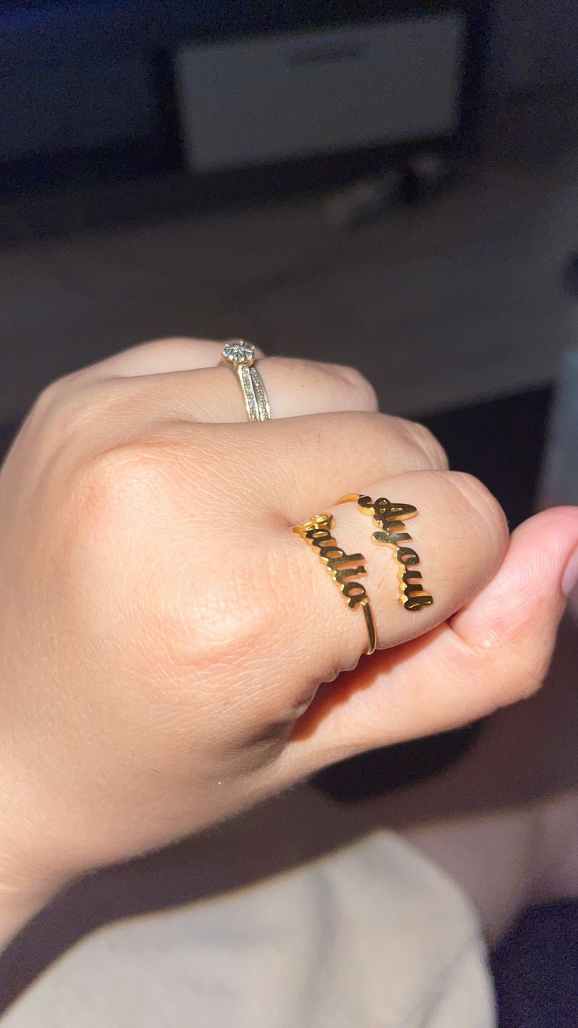 Customer photo review of LOANYA Ring mit zwei personalisierten Namen
