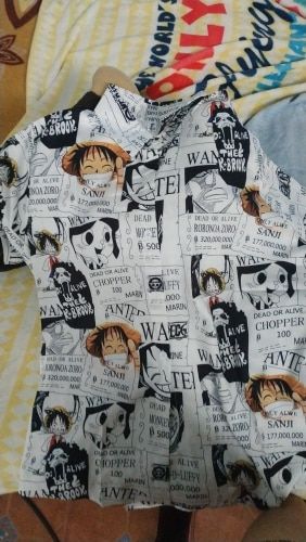 Customer photo review of One Piece Summer Shirt