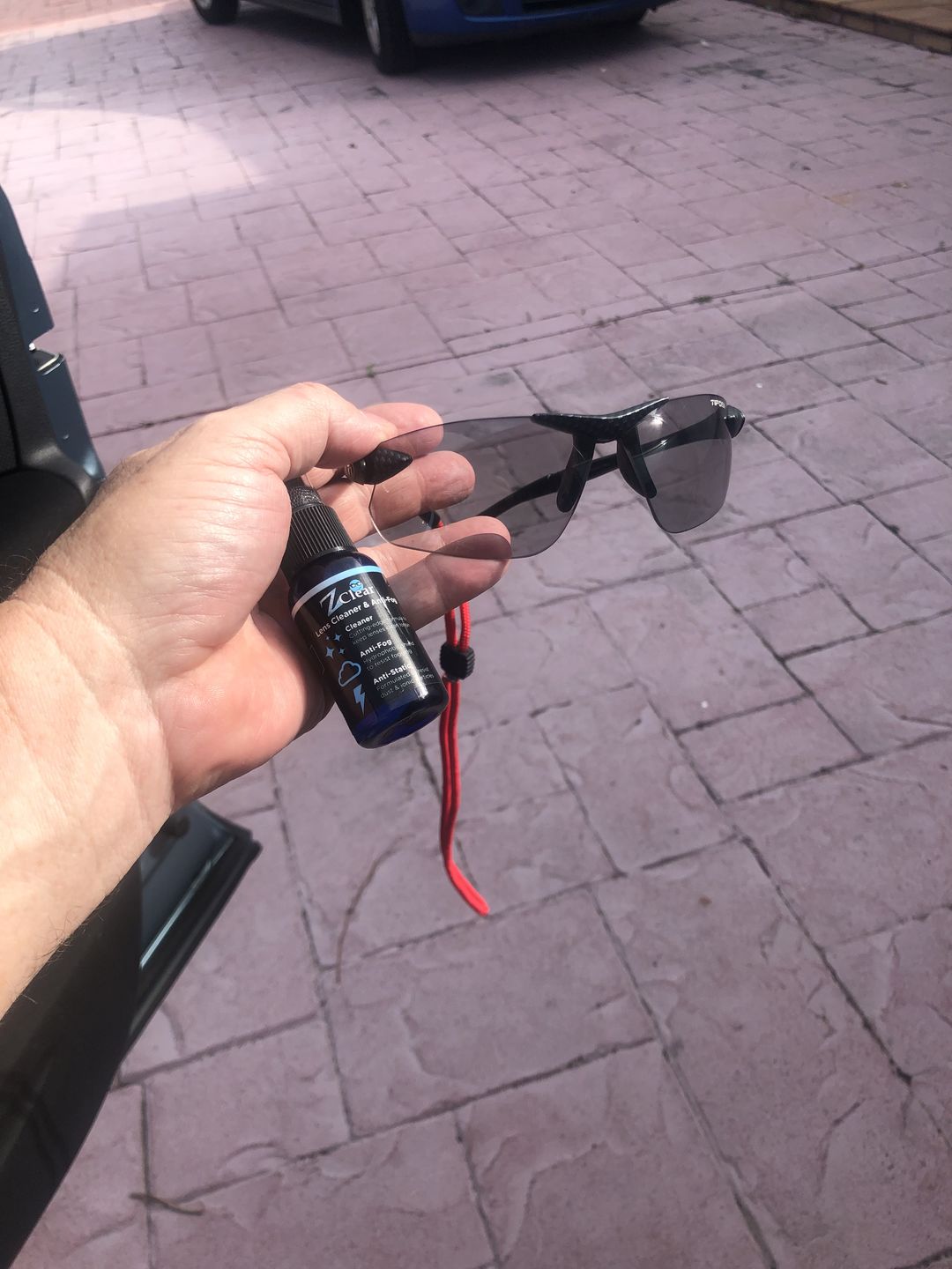 Customer photo review of Spritz - Lens Cleaner & Anti-Fog Spray (1 oz.)