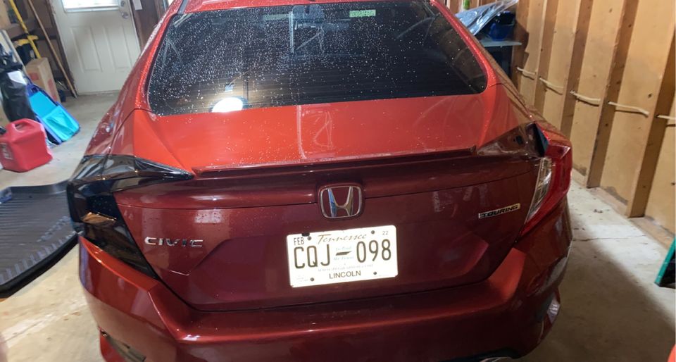 Customer photo review of Smoked Honeycomb LED Tail Lights w/Sequential Signal for 16-20 Honda Civic Sedan