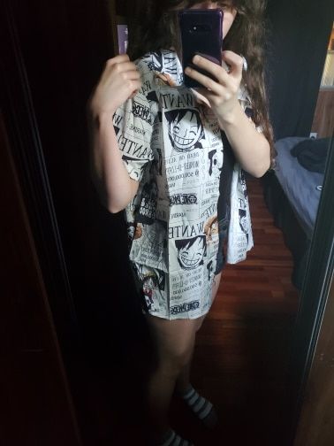 Customer photo review of One Piece Summer Shirt