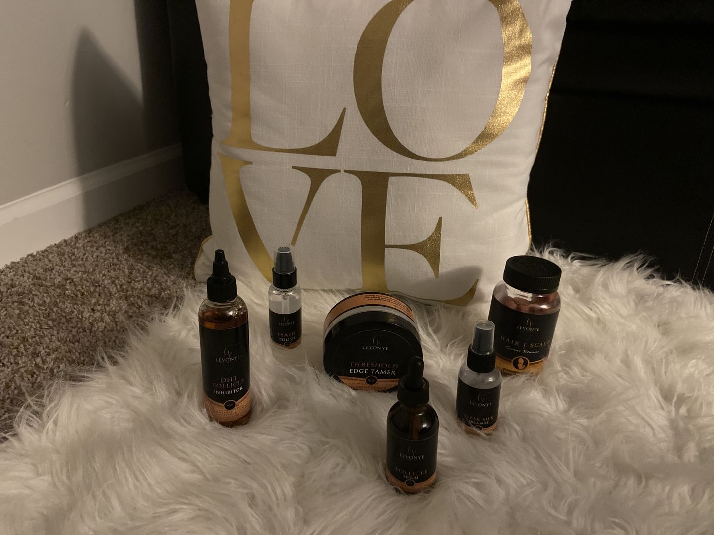 Customer photo review of "I Am" Threshold Edge Tamer