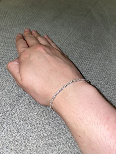 Customer photo review of Shine Armband
