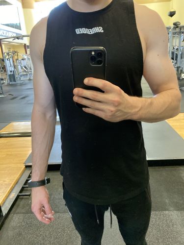 Customer photo review of REFLECTIVE - MESH HYBRID - MUSCLE TANKTOP - BLACK