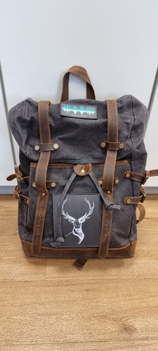 Customer photo review of Rucksack mit Patch (🌲)