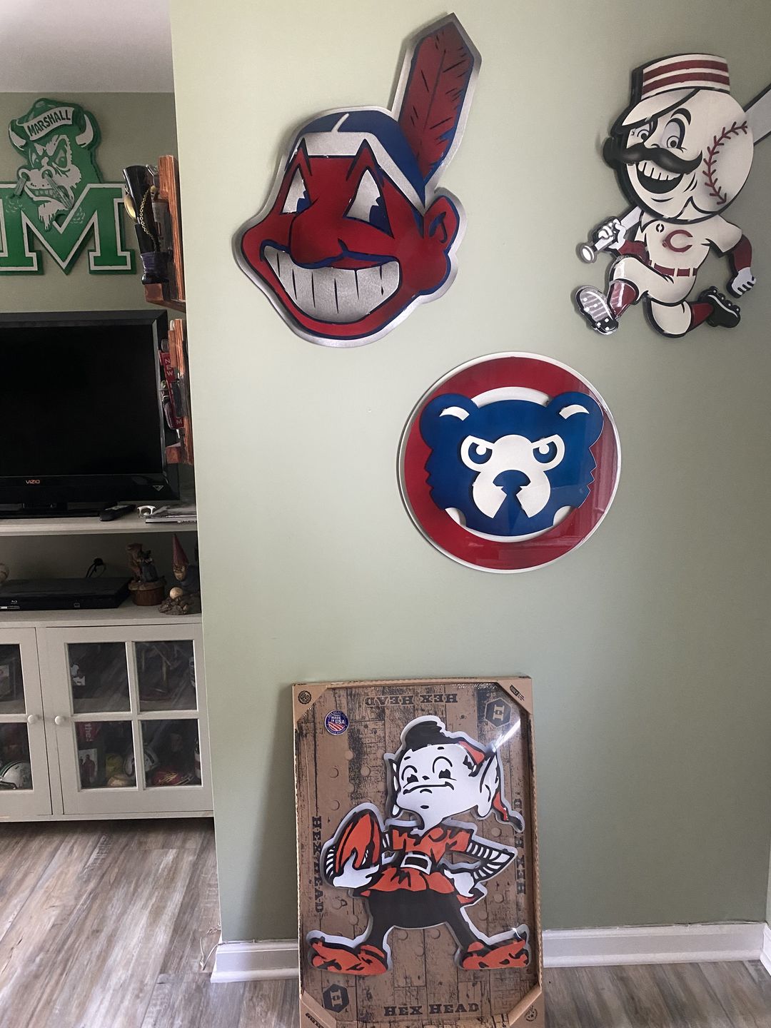 Customer photo review of Cleveland Browns "Brownie" 3D Vintage Metal Wall Art
