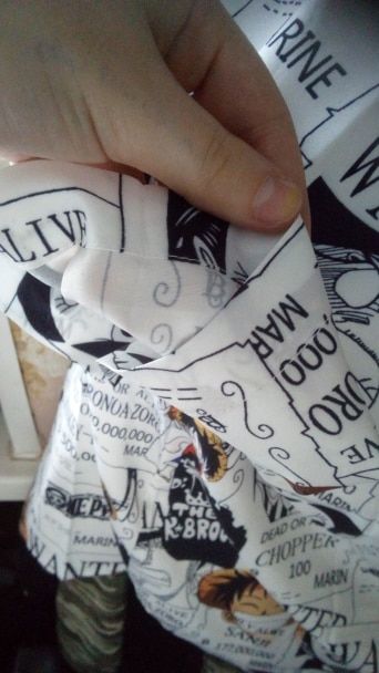 Customer photo review of One Piece Summer Shirt