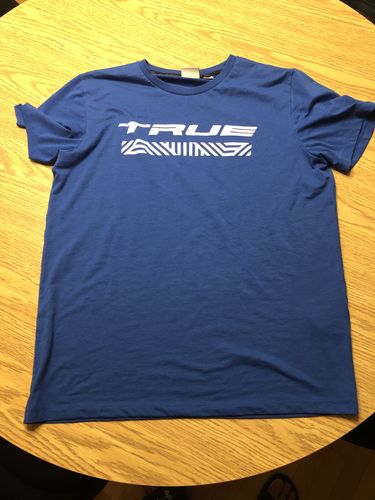 Customer photo review of True Hockey x Jack & Jones Bin Tee SS Crew Neck
