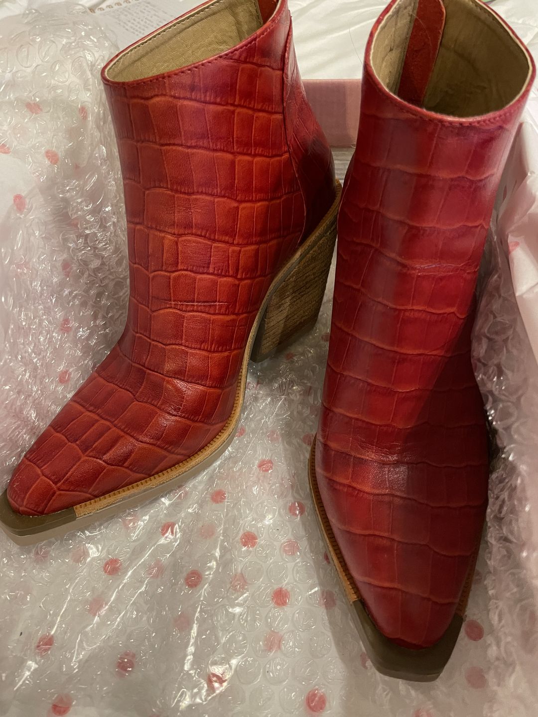 Customer photo review of Casandra Tiza - Outlet