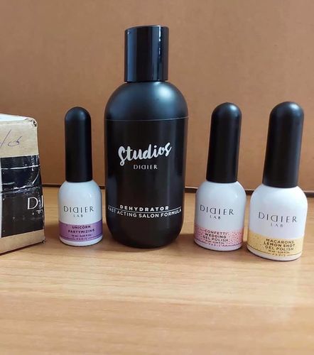 Customer photo review of Gel polish Didier Lab Unicorn Partymazing 10 ml