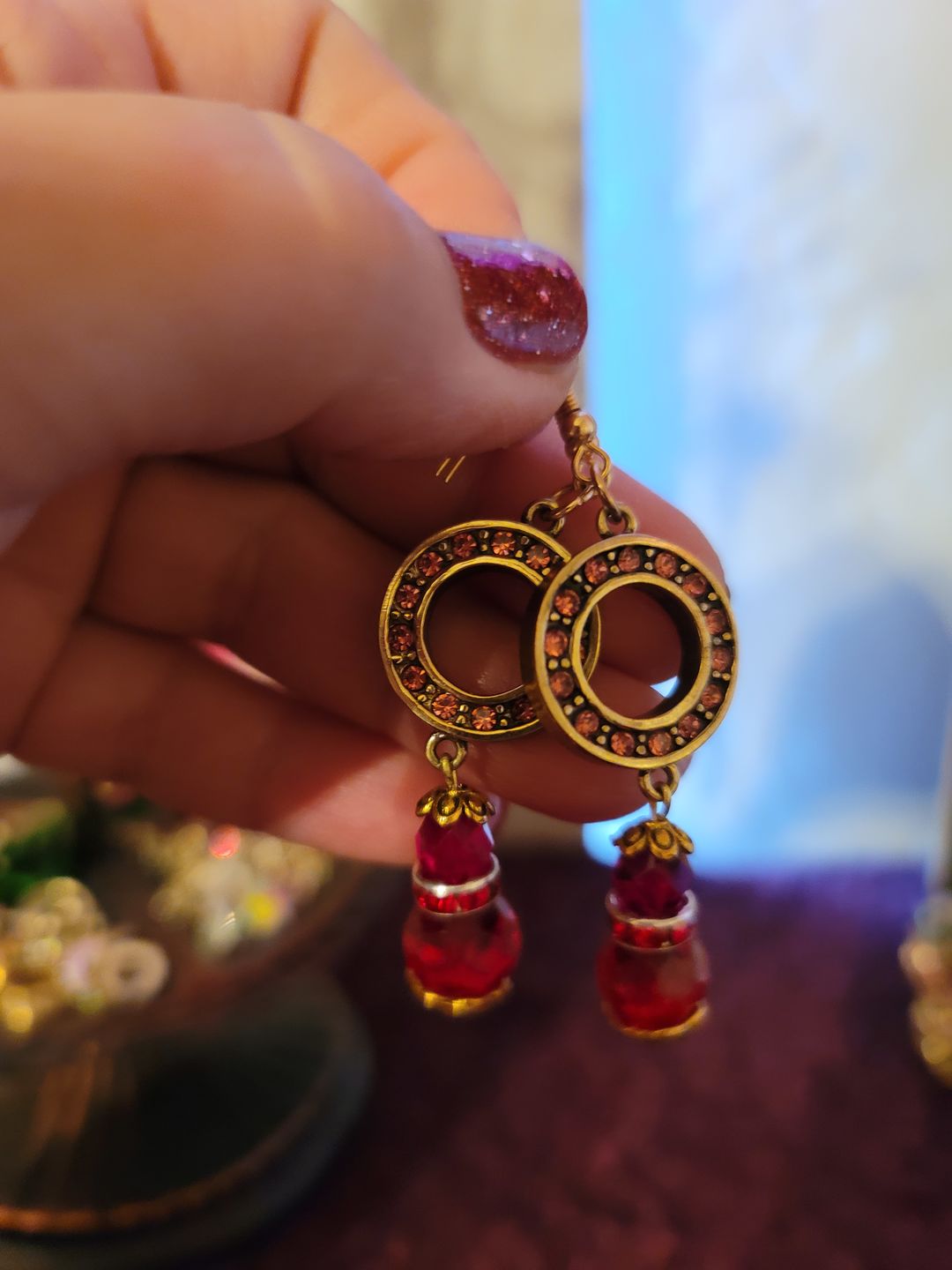 Customer photo review of HEIDI DAUS®"Toggle Extenders" Crystal Toggle Extender