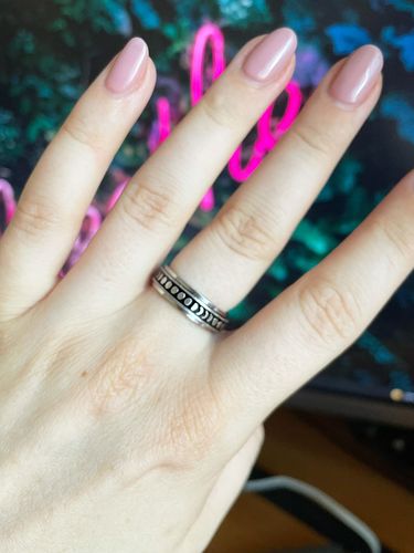 Customer photo review of Vespani Circle Anxiety Ring