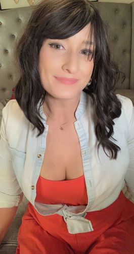 Customer photo review of Glow Caramel Grey Contact Lenses