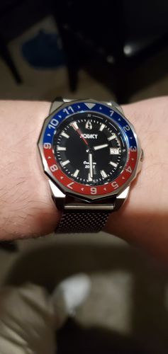 Customer photo review of Aquacy Hei Matau Oceanum Men's Automatic 200M Black Dial Dive Watch ON.BK.BL.RD.MH