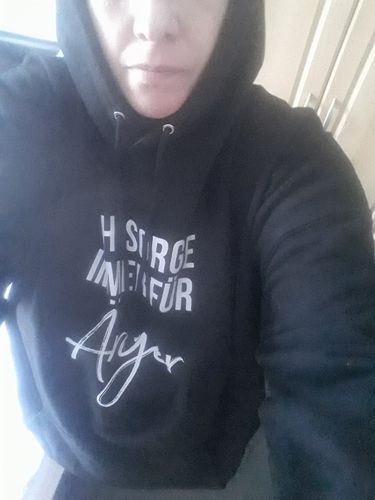 Customer photo review of Ich sorge immer für Ärger - Words on Shirt  - Unisex Kapuzenpullover Hoodie