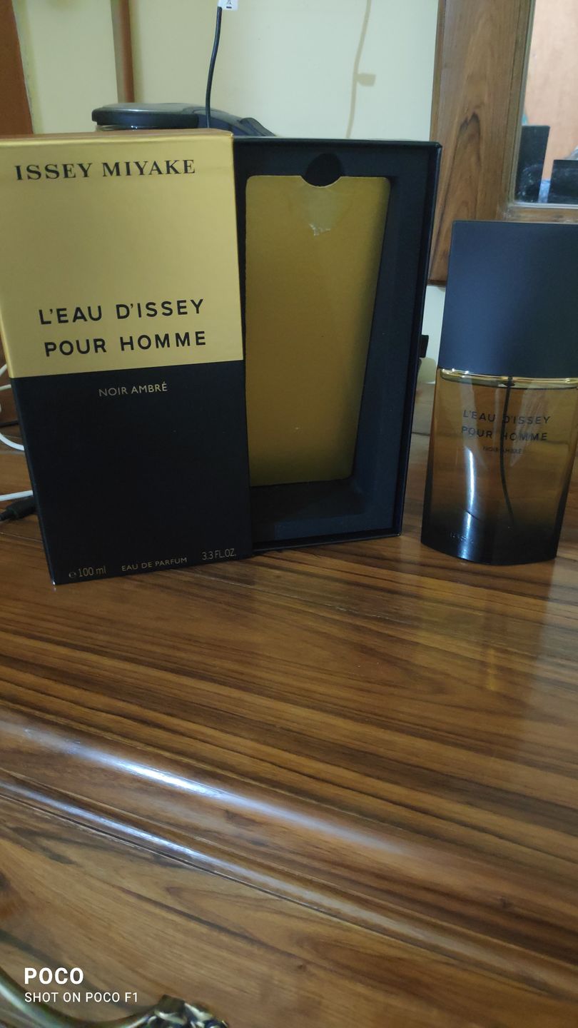Customer photo review of Issey Miyake L'Eau D'Issey Pour Homme Noir Ambre Eau De Perfume - 100ml