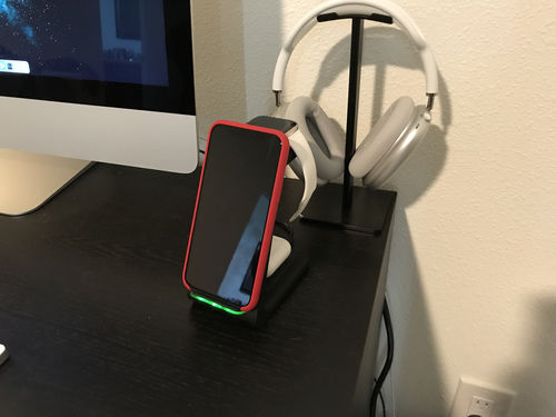 Customer photo review of Premium 3 in 1 Fast Wireless Charging Stand for iPhone, Apple Watch & AirPods
