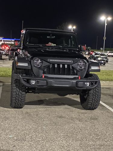 Customer photo review of Demon Grille w/ LED Off-Road Lights for 18-21 Jeep Wrangler JL & Gladiator JT | In stock on August 15