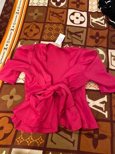 Customer photo review of Fashion Bow Tie V-neck Shirt