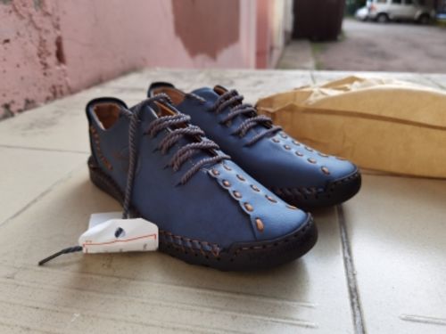 Customer photo review of Hand Stitching Breathable Casual Leather Shoes
