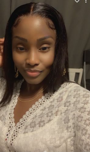 Customer photo review of Bobo Wig T-Lace  | Straight