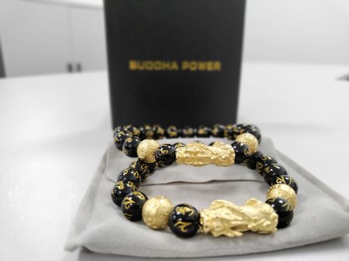 Customer photo review of Feng Shui Black Obsidian Wealth Bracelet