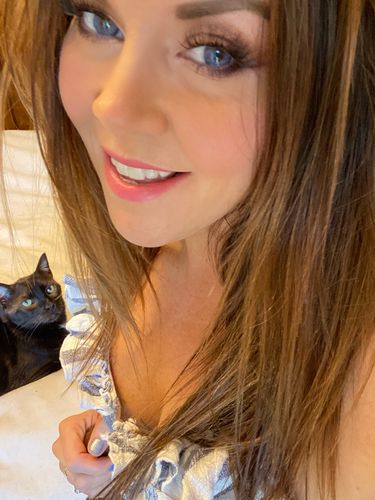 Customer photo review of Gem Blue Contact Lenses(12 months wear)