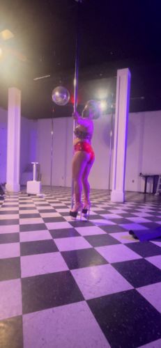 Customer photo review of Wet Leppard Zip-Up Vest