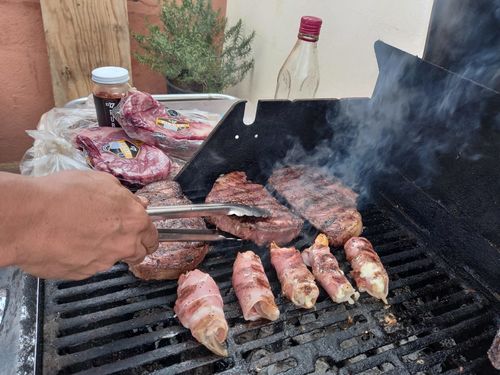 Reseña con foto de un cliente sobre Rib Eye Steak