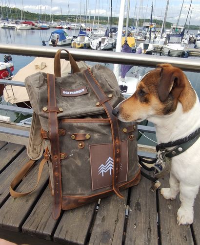 Customer photo review of Rucksack Mit Patch / Olivgrau (🌲)