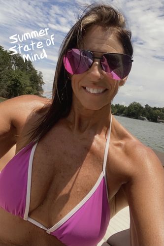 Customer photo review of 100% Natural & Organic Tanning Oil