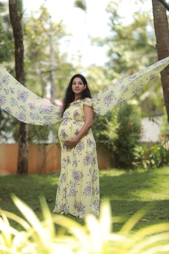 Customer photo review of Canary Floral Flying Sleeves Maternity & Nursing Dress