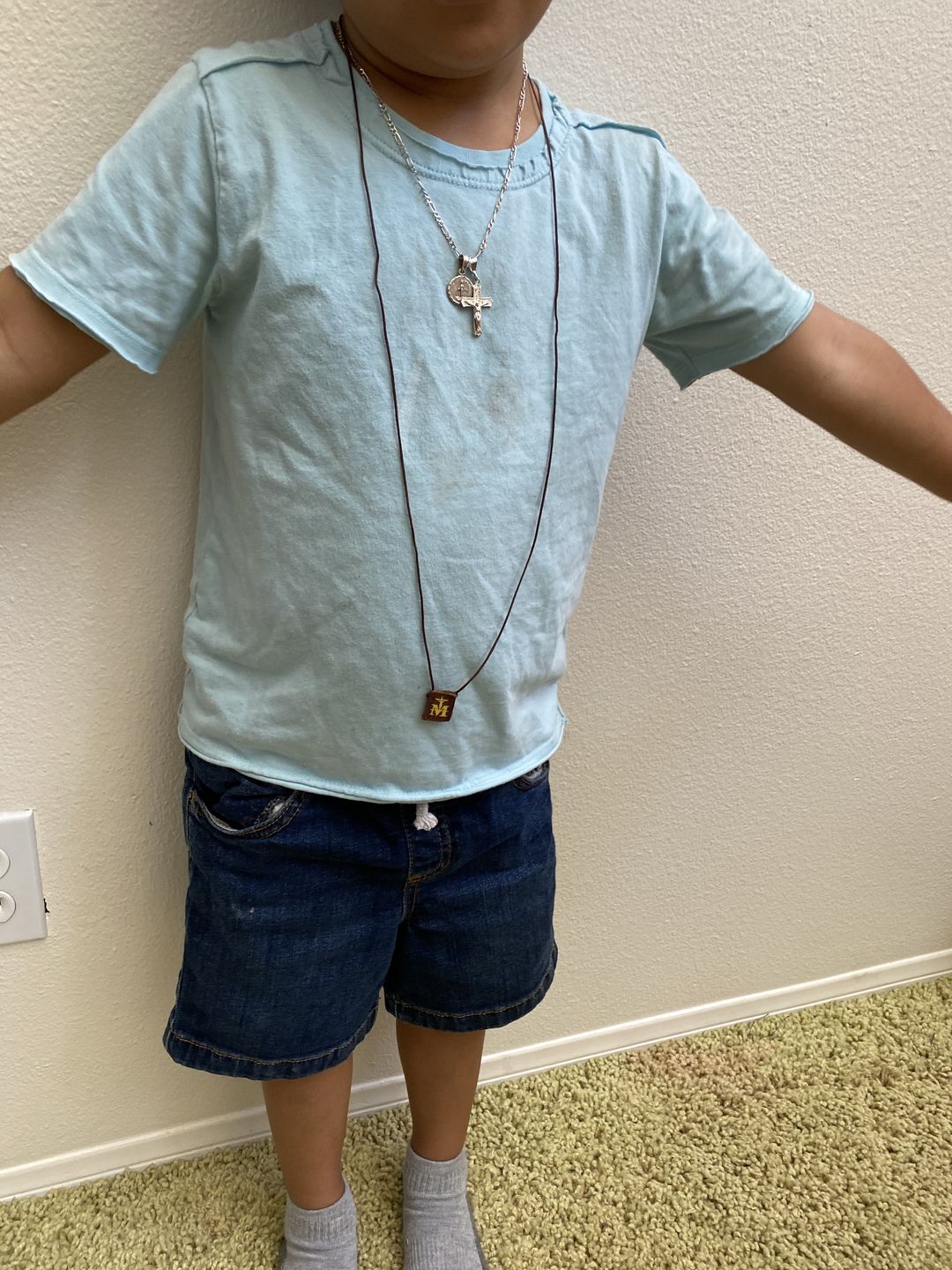 Customer photo review of Premium Brown Scapular, Brown & Gold (Mini)