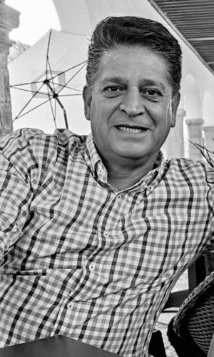 Customer photo review of Laúd Café