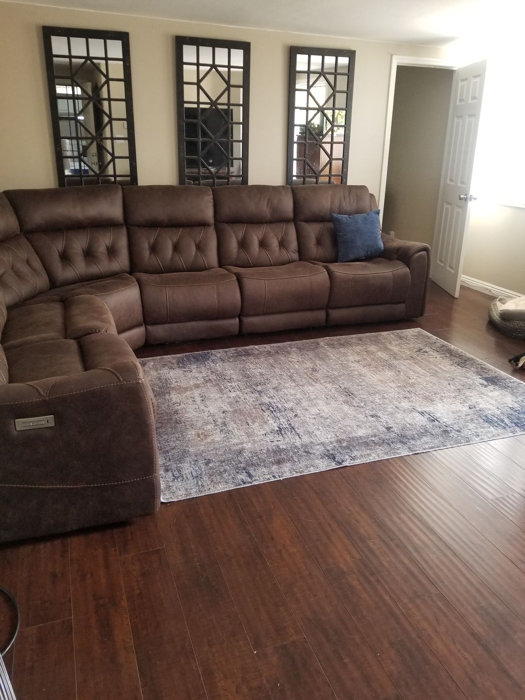 Customer photo review of Abstract Border Echo Blue Grey Rug