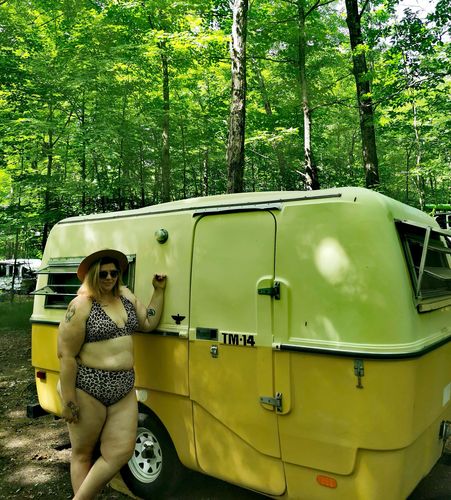 Customer photo review of 'Uplift' Plunging Bikini Top