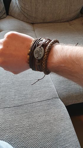 Customer photo review of Huracan-Armband