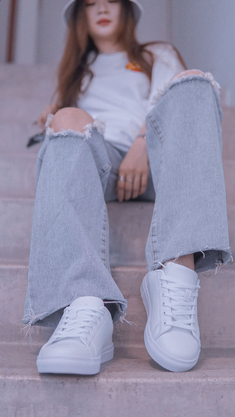 Customer photo review of Rion Low Signature Classic White