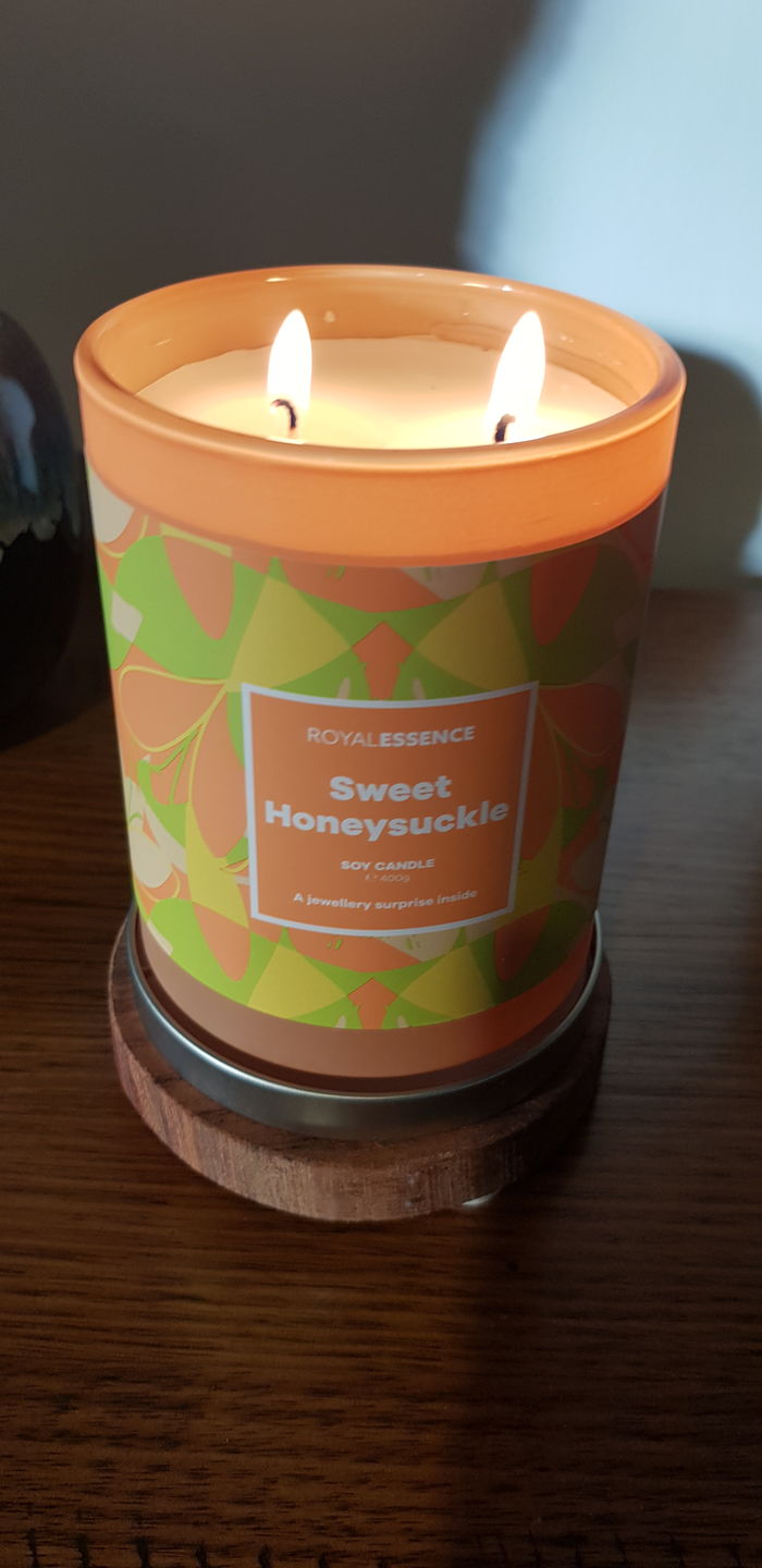 Customer photo review of Sweet Honeysuckle (Candle)