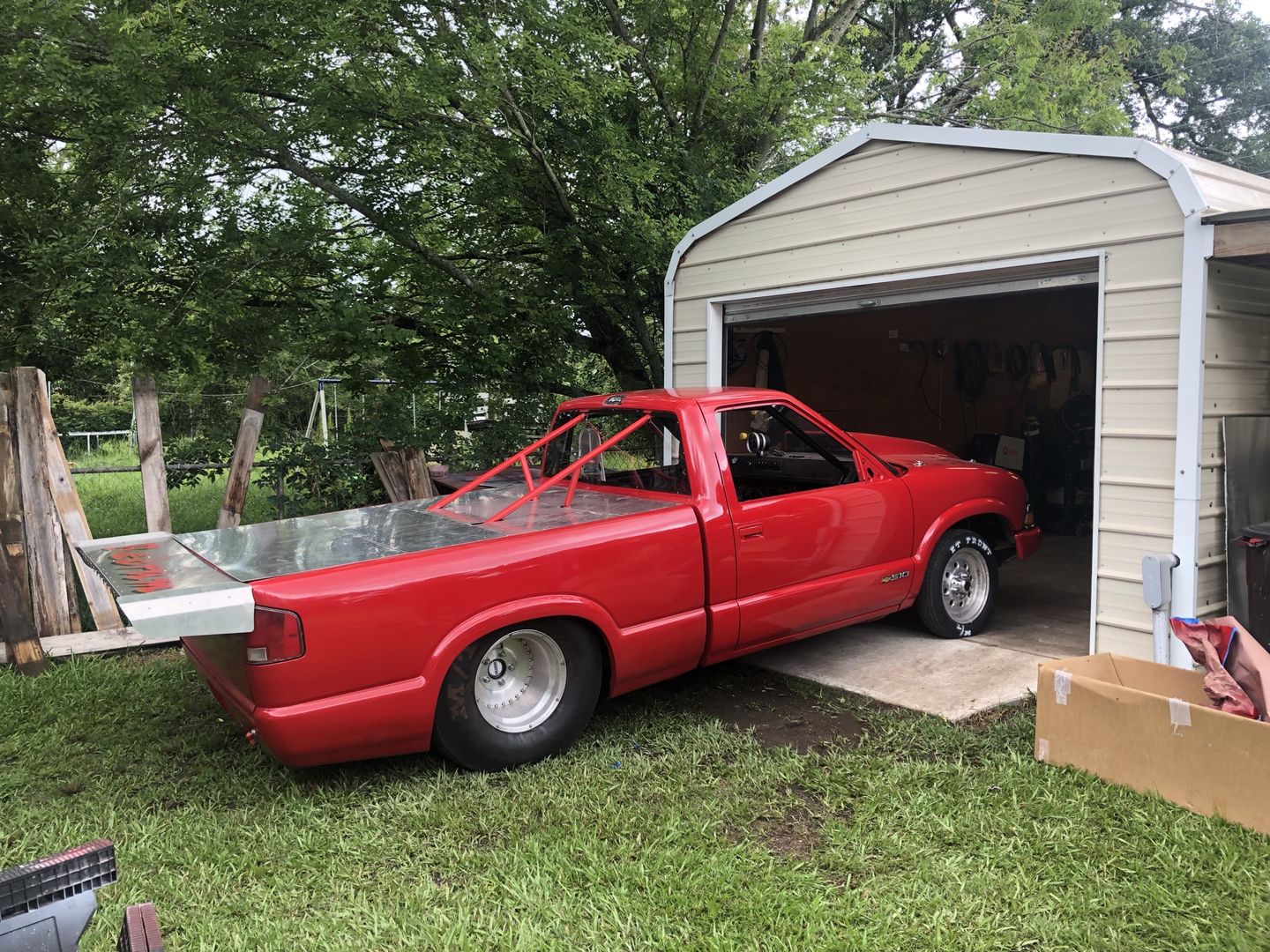 Customer photo review of 1994-04 2nd Gen S10 / Sonoma 15" Strutless Drag Wing