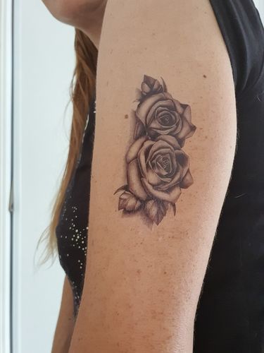 Customer photo review of Roses