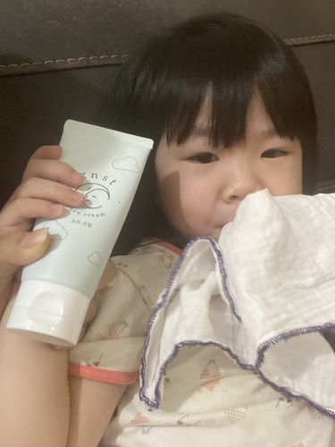 Customer photo review of Coco 全方位護膚套裝 (濕疹修護霜+護膚乳霜+洗髮沐浴護膚露)