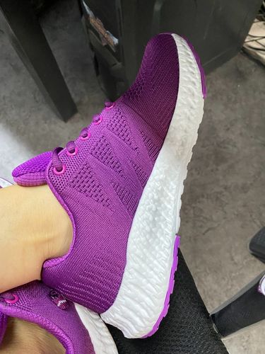 Customer photo review of Women's ultralight walking and running shoes