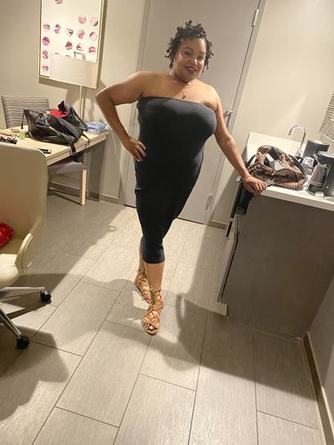 Customer photo review of Rebdolls Essential Strapless Midi Dress
