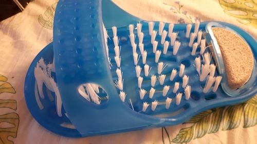 Customer photo review of HexoScrub™ Foot Cleaner