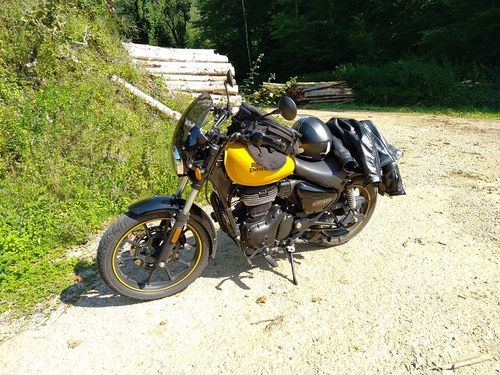 Customer photo review of Bulle Dart modèle Marlin Triumph T120 et T100 refroidissement eau