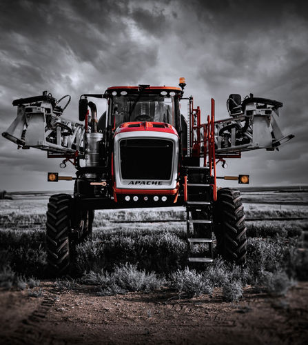 Customer photo review of MOON BLACK DESKTOP LIGHTROOM PRESETS